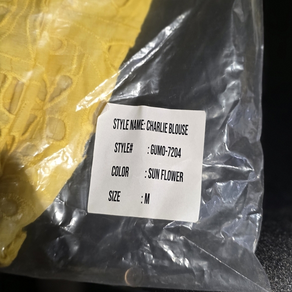 Ollari New York Charlie Blouse Sunflower Yellow Eyelet Size Medium PTP 20 - Picture 7 of 7
